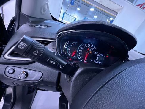 Used 2017 Chevrolet Trax LT FWD image 18