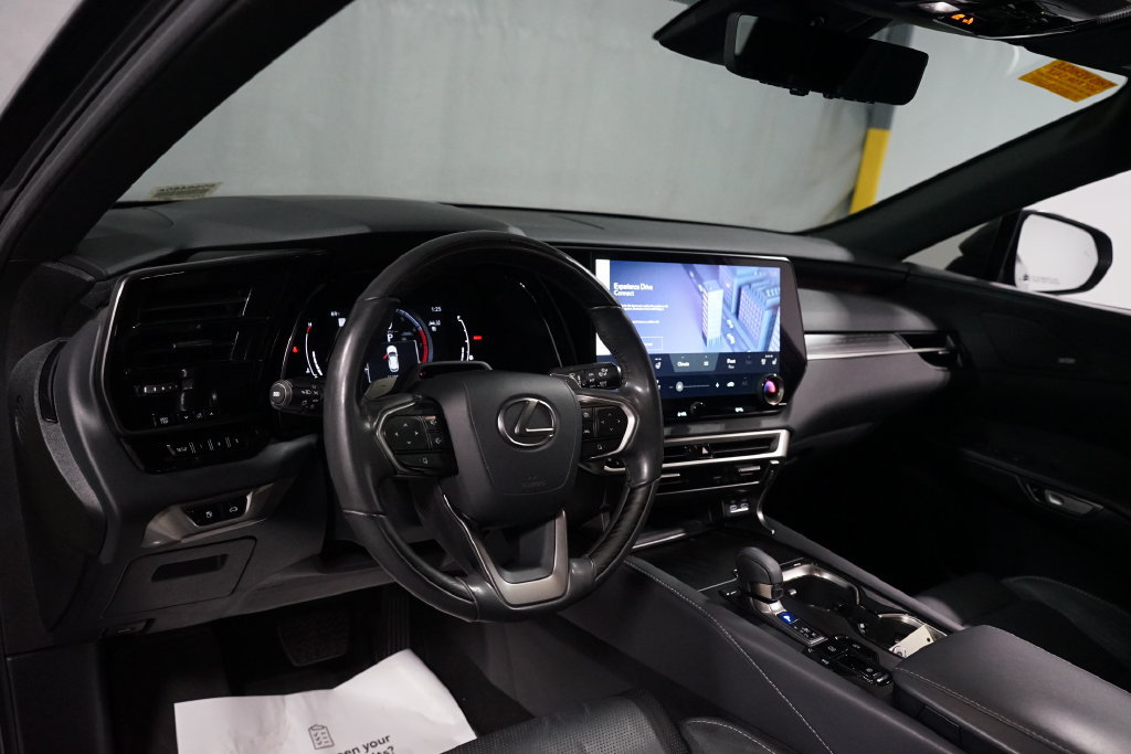 Used 2024 Lexus RX 350 FWD w/ Convenience Package image 11