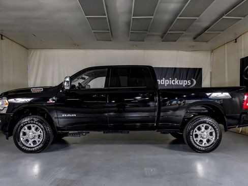 Used 2024 RAM 2500 Laramie w/ Safety Group AWD/4WD image 11