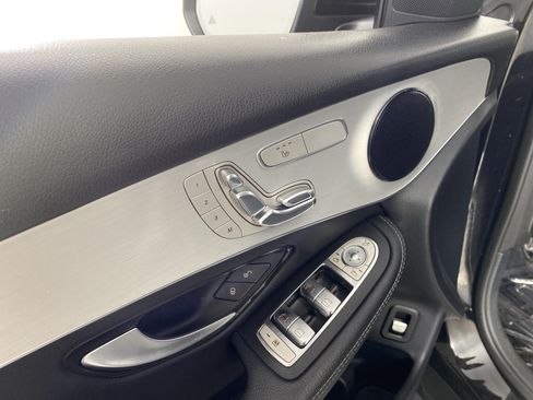 Used 2021 Mercedes-Benz GLC 300 4MATIC Coupe image 18