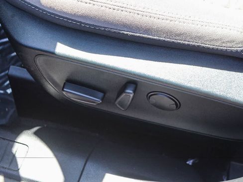 Used 2020 Ford Escape SE AWD/4WD image 27