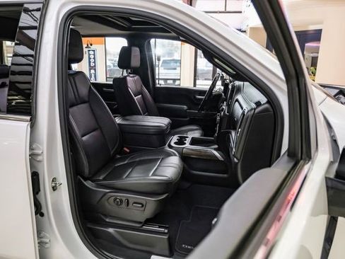 Used 2023 Chevrolet Silverado 2500 High Country w/ Z71 Off-Road Package image 32