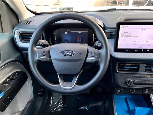 Used 2025 Ford Maverick XLT w/ Equipment Group 302A image 5