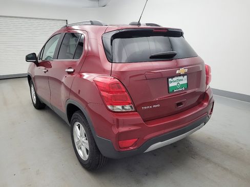 Used 2020 Chevrolet Trax LT w/ LT Convenience Package AWD/4WD image 5