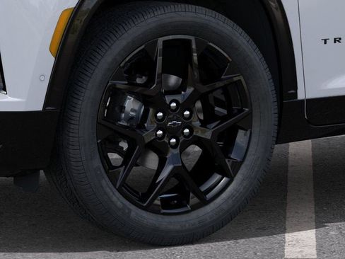 New 2026 Chevrolet Traverse RS FWD image 9