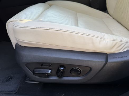 Used 2023 Lexus RX 350 FWD w/ Cold Area Package image 34