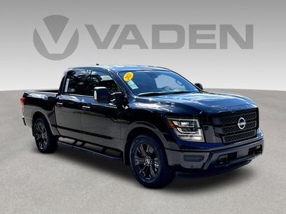 Used 2023 Nissan Titan SV w/ SV Convenience Package