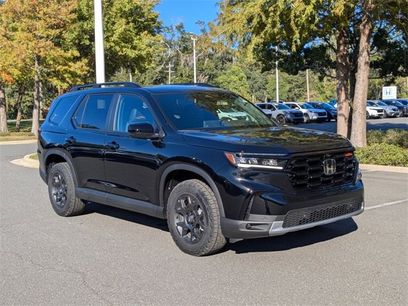 New 2025 Honda Pilot TrailSport
