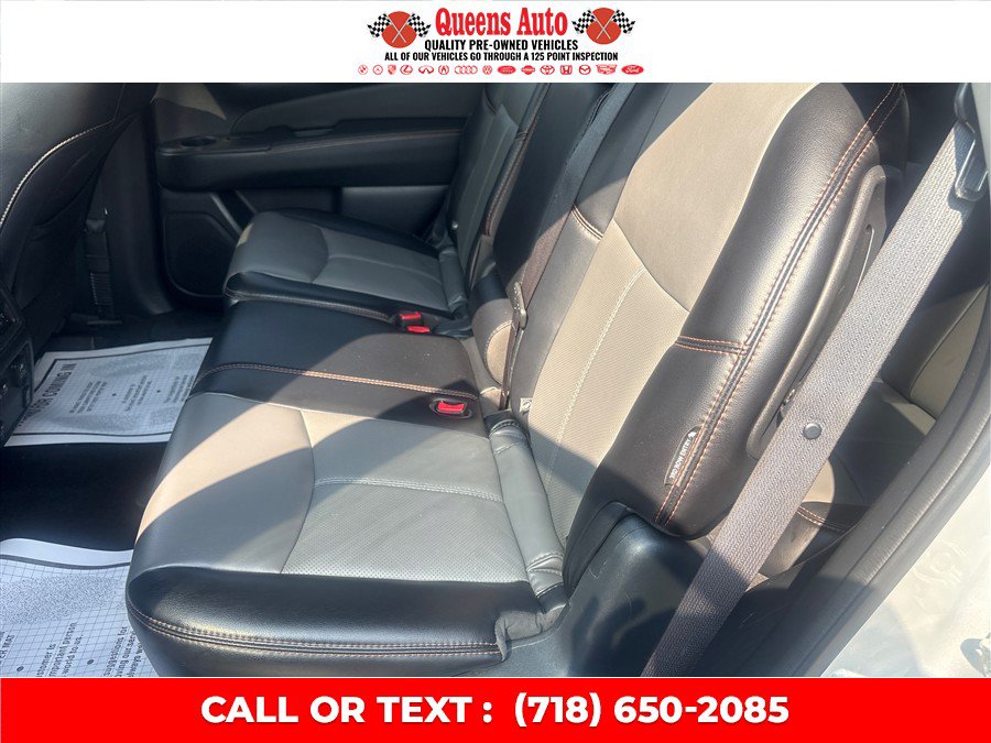 Used 2020 Nissan Pathfinder SL AWD/4WD image 54