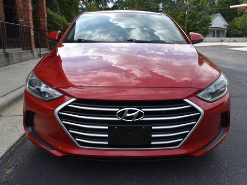Used 2018 Hyundai Elantra SEL FWD image 5