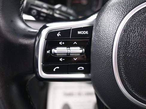 Certified 2022 Kia Sorento EX w/ Panoramic Sunroof Package image 28