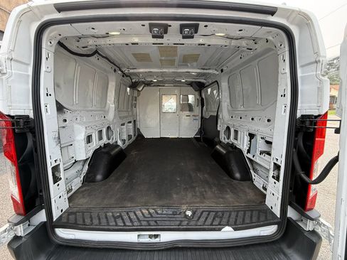 Used 2017 Ford Transit 150 130 Low Roof RWD image 36