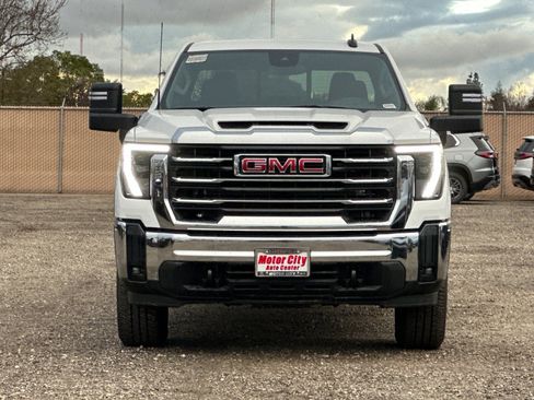 New 2025 GMC Sierra 2500 SLE w/ Max Trailering Package image 9