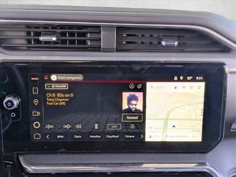 Used 2024 GMC Sierra 3500 Denali w/ Denali Reserve Package image 14