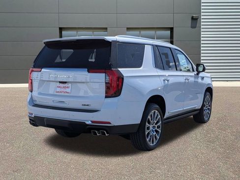 New 2026 GMC Yukon Denali w/ Denali Reserve Package AWD/4WD image 5