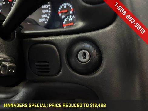 Used 2004 Chevrolet Corvette Coupe w/ Preferred Equipment Group image 21