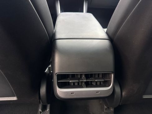 Used 2020 Tesla Model Y Long Range AWD/4WD image 67