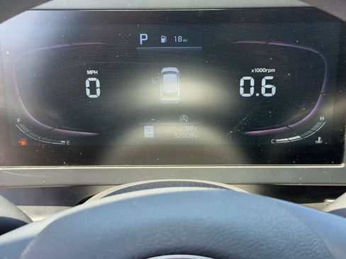 Used 2023 Kia Sportage LX FWD image 8