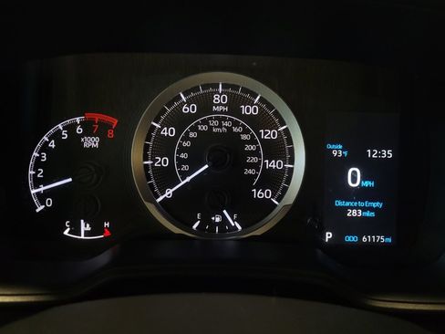 Used 2021 Toyota Corolla LE FWD image 23