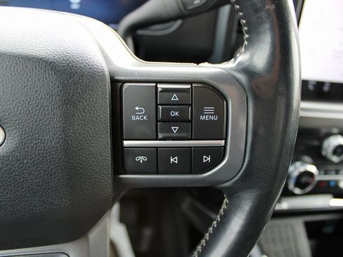 Used 2024 Ford F350 Lariat w/ Chrome Package image 37