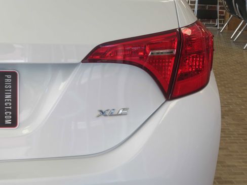 Used 2017 Toyota Corolla XLE FWD image 51