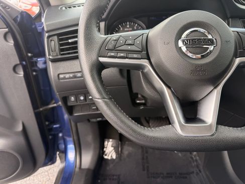 Used 2019 Nissan Rogue SV FWD image 19