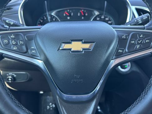 Used 2024 Chevrolet Equinox LT AWD/4WD image 9