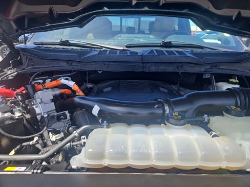 Certified 2022 Ford F150 Lariat AWD/4WD image 16