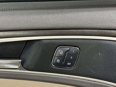 Used 2017 Lincoln MKZ Select w/ Select Plus Package AWD/4WD image 8
