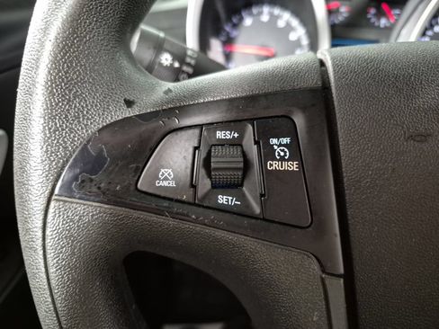 Used 2016 Chevrolet Equinox LS FWD image 9