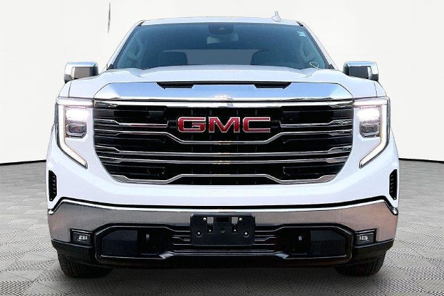 Used 2025 GMC Sierra 1500 SLT AWD/4WD image 2