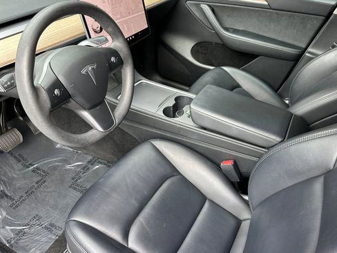 Used 2023 Tesla Model Y Long Range AWD/4WD image 10