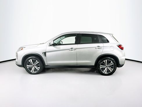 Used 2024 Mitsubishi Outlander Sport SE image 4