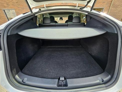 Used 2023 Tesla Model Y Long Range image 69