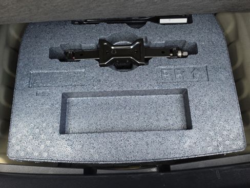 Certified 2025 Nissan Altima 2.5 S FWD image 32