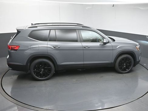 New 2026 Volkswagen Atlas SE FWD image 48