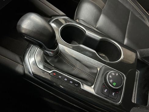 Used 2019 Chevrolet Blazer Premier w/ Sun and Wheels Package image 16