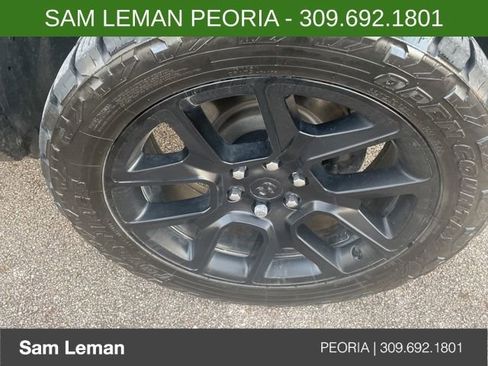 Used 2021 RAM 1500 Laramie image 8