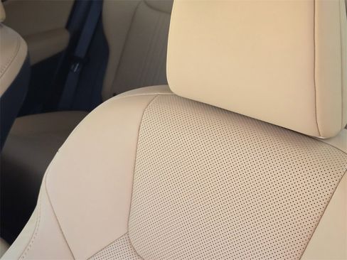 Used 2025 Lexus NX 250 FWD w/ Accessory Package (Z1) image 15