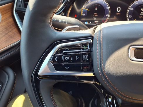 New 2026 Jeep Grand Cherokee Summit AWD/4WD image 12
