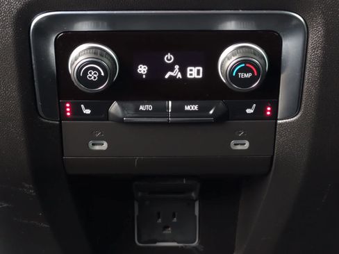 Used 2024 Chevrolet Tahoe High Country image 20