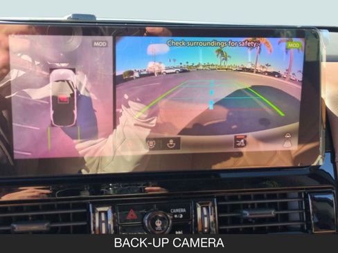 New 2026 Nissan Pathfinder Platinum w/ Cargo Package image 18