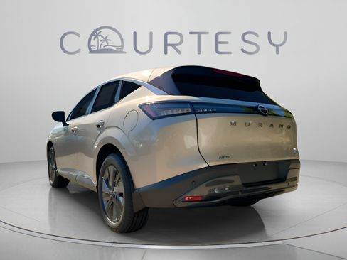 Used 2026 Nissan Murano SL AWD/4WD image 2