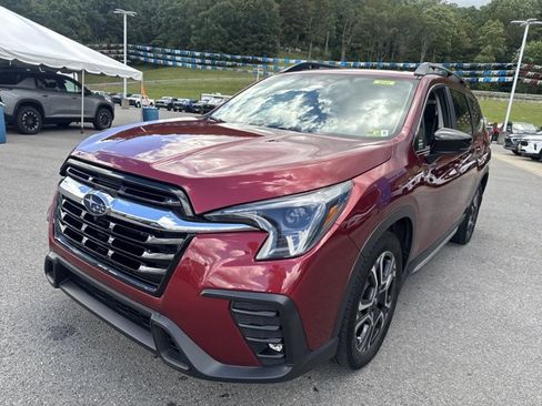 Used 2024 Subaru Ascent Limited w/ Technology Package image 10