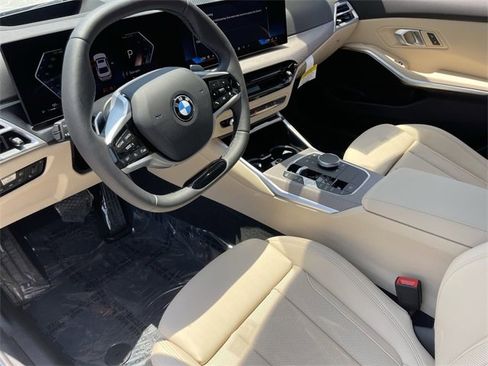 New 2025 BMW 330i Sedan w/ Premium Package image 18