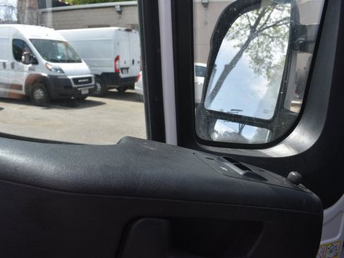 Used 2023 RAM ProMaster 3500 w/ Driver Convenience Group image 13