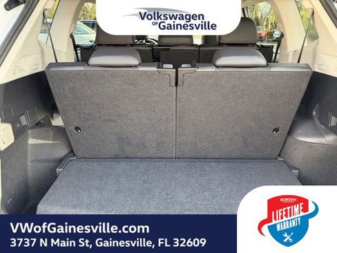 Used 2024 Volkswagen Tiguan Wolfsburg Edition image 8