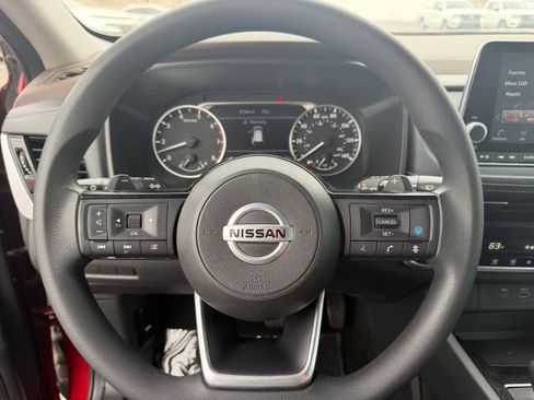 Used 2021 Nissan Rogue SV FWD image 16