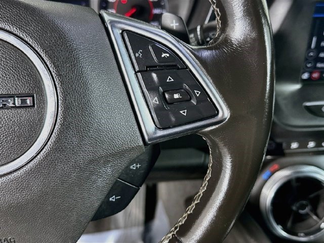 Used 2019 Chevrolet Camaro LT RWD image 14