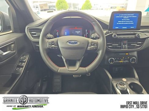 Used 2024 Ford Escape ST-Line AWD/4WD image 14